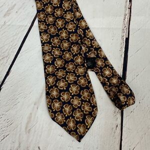 Bugatti Navy Blue Brown Clover 100% Silk tie